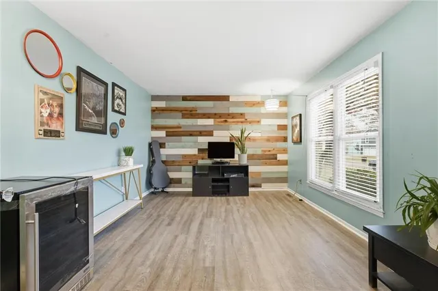 $449,500 | 7917 Westgate Drive, Lenexa, KS 66215