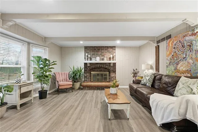 $449,500 | 7917 Westgate Drive, Lenexa, KS 66215