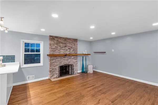 $320,000 | 3629 South Forest Avenue, Independence, MO 64052