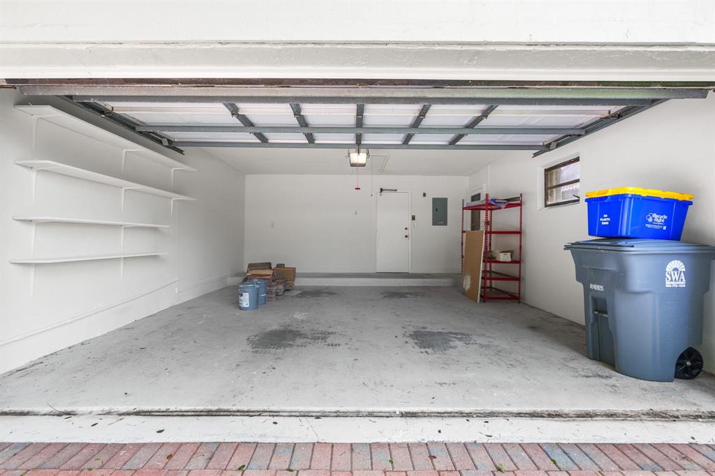 7836 Cloverfield Circle Boca Raton, FL 33433 - Photo 31 of 39 a view of utility room