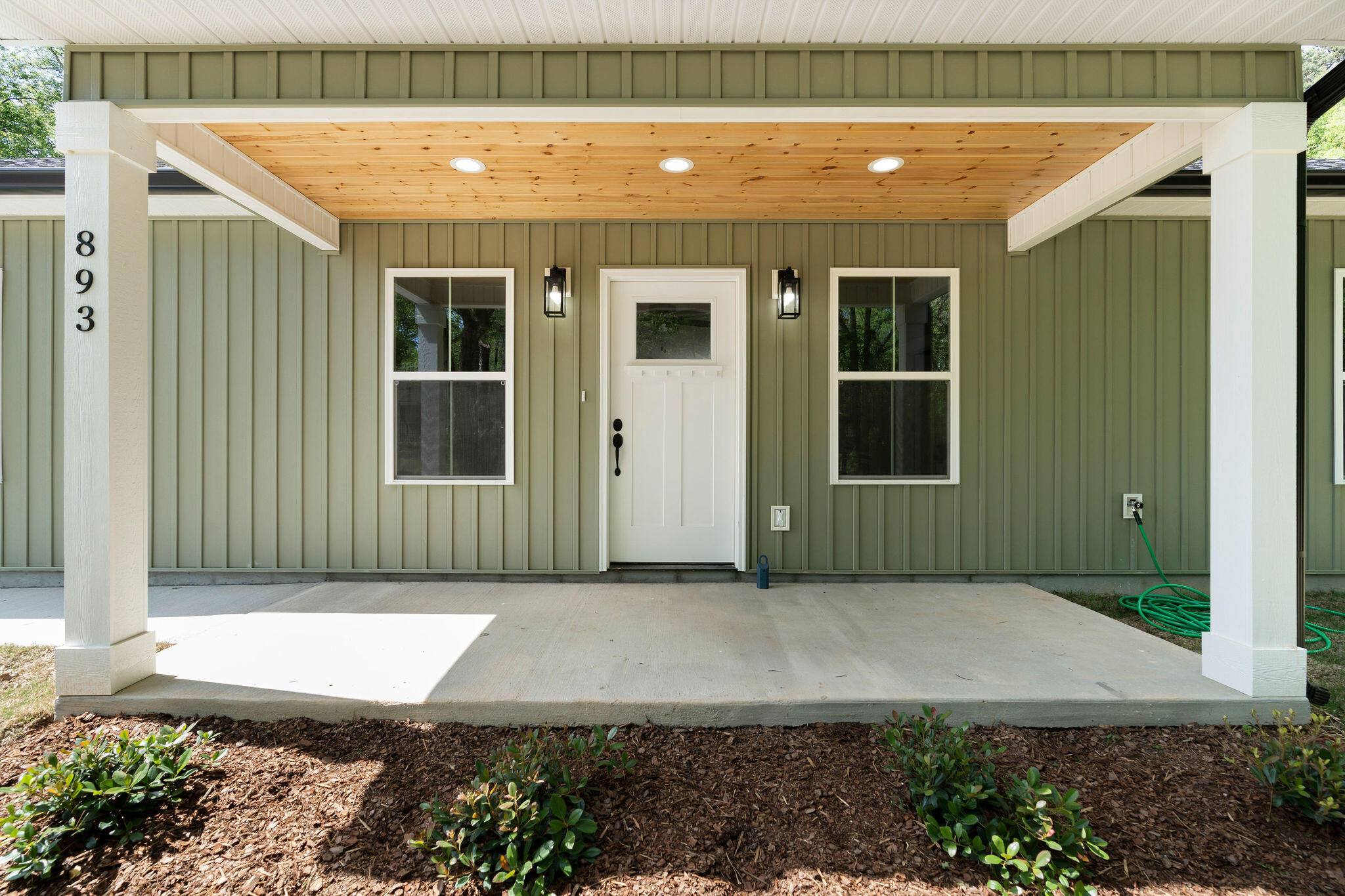 893 Donaldson Road Chattanooga, TN 37412 - Photo 2 of 34 DSC03946