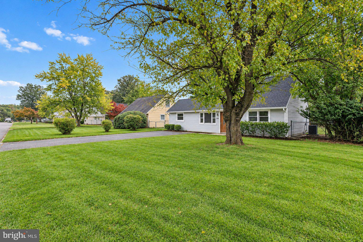 106 Rutledge Avenue Ewing, NJ 08618 - Photo 4 of 26 Gallery Image 4