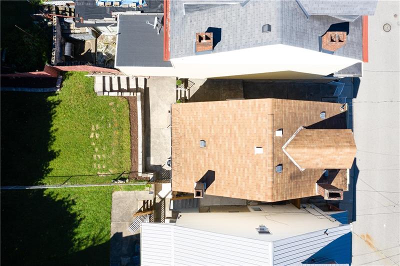 1902 Shamokin Street Pittsburgh, PA 15203 - Photo 3 of 24