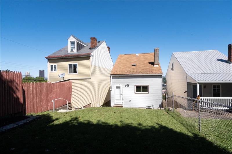 1902 Shamokin Street Pittsburgh, PA 15203 - Photo 21 of 24