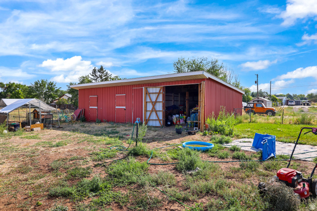 1038 West 800 North Clinton, UT 84015 - Photo 8 of 12