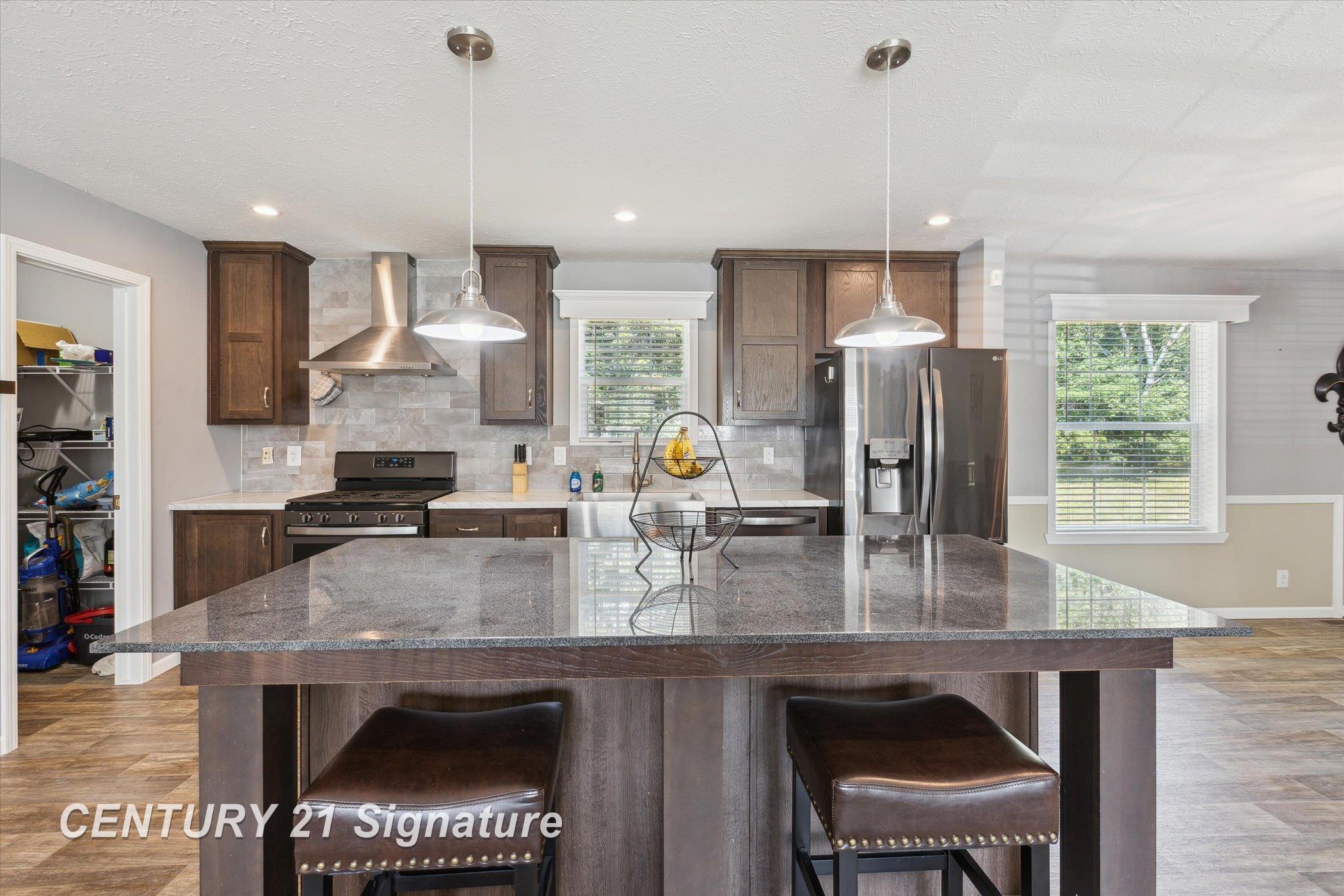8414 North Sturgeon Road Midland, MI 48642 - Photo 2 of 40 Gallery Image 2