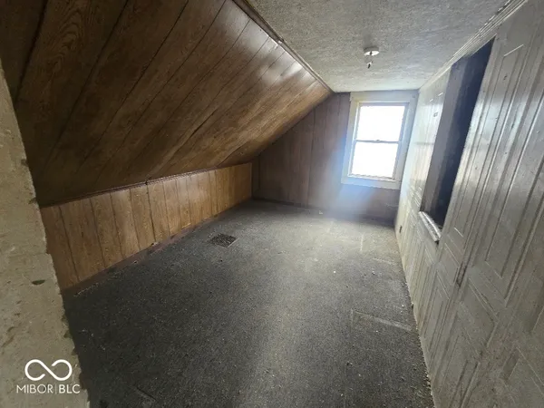 $24,900 | 6875 North Spruce Street, Middletown, IN 47356