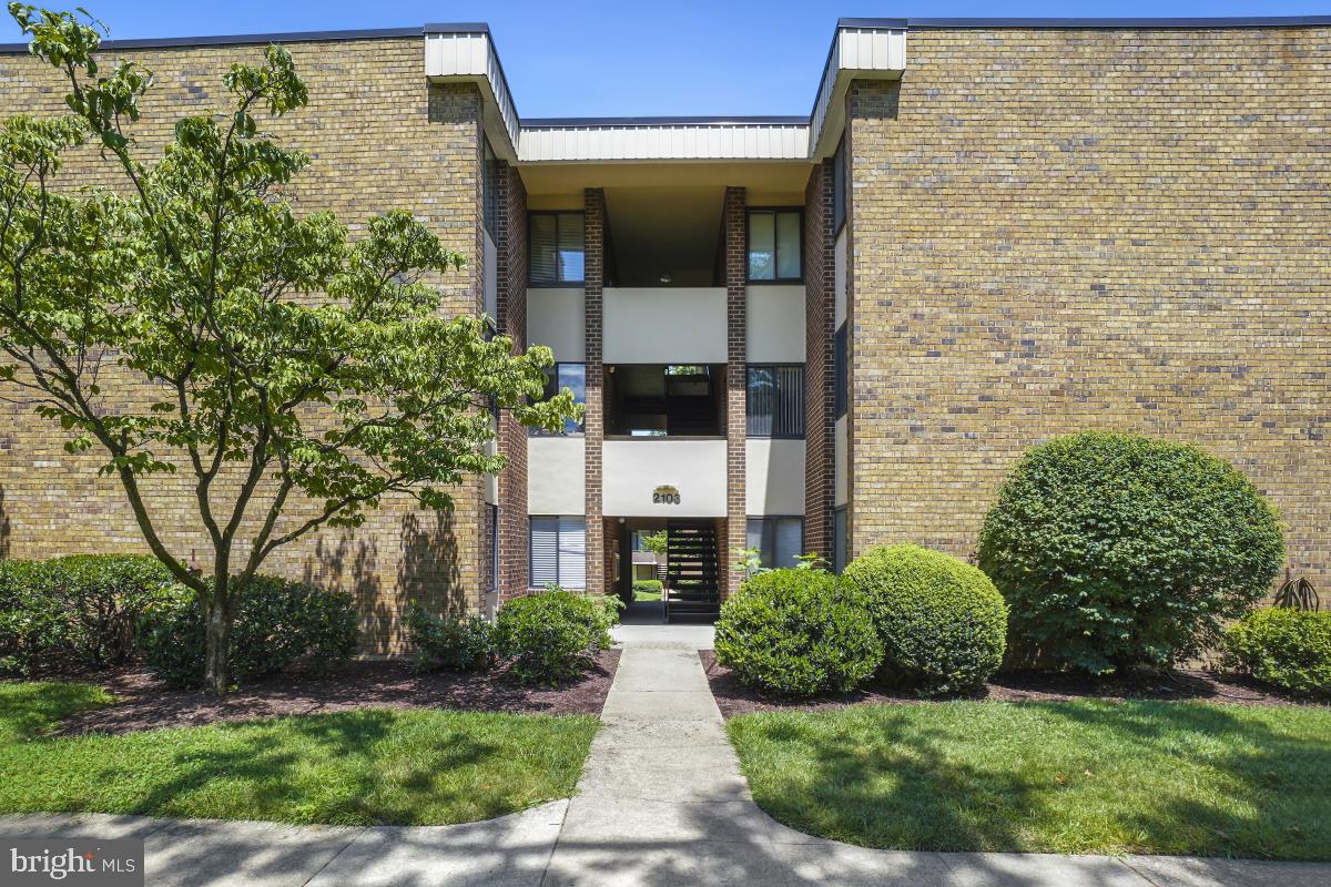 2103 Walsh View Terrace, Unit 16202 Silver Spring, MD 20902 - Photo 1 of 30