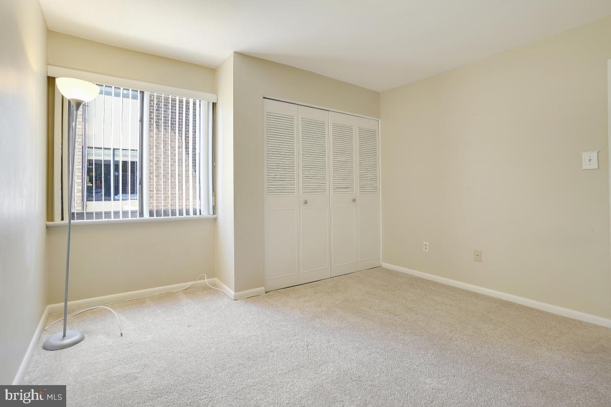 2103 Walsh View Terrace, Unit 16202 Silver Spring, MD 20902 - Photo 21 of 30
