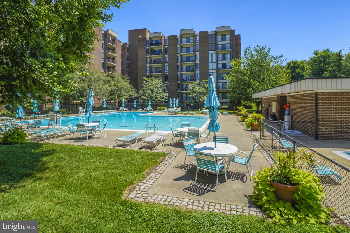 2103 Walsh View Terrace, Unit 16202 Silver Spring, MD 20902 - Photo 24 of 30