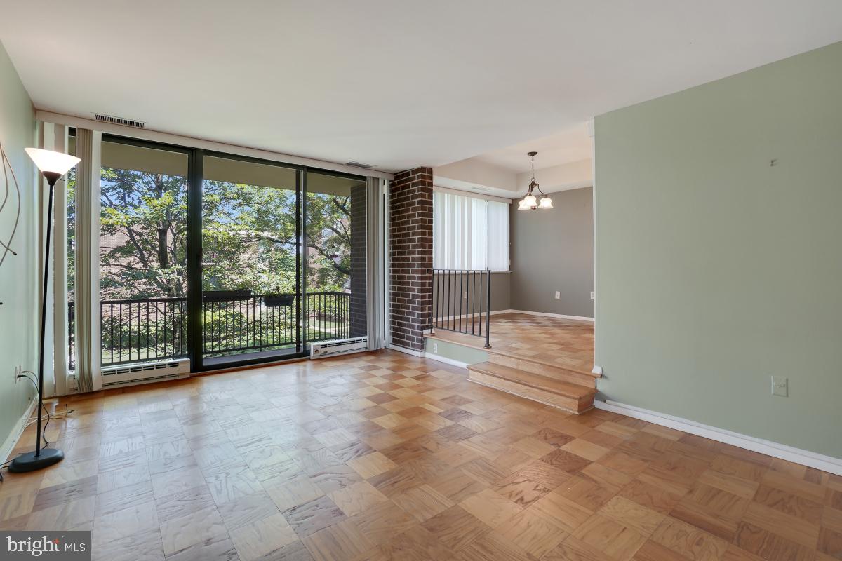 2103 Walsh View Terrace, Unit 16202 Silver Spring, MD 20902 - Photo 6 of 30