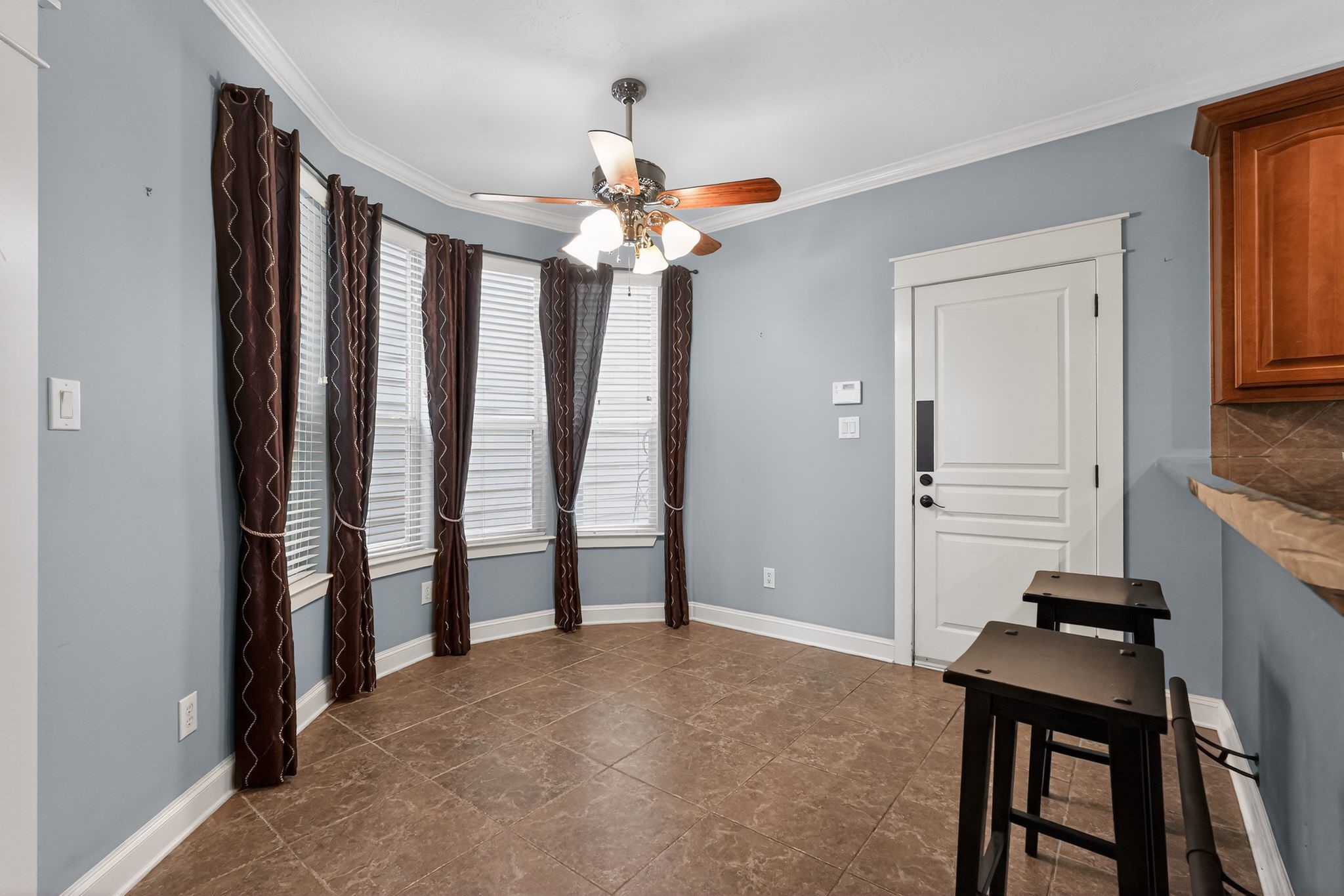 2636 Couch Street Houston, TX 77008 - Photo 13 of 36