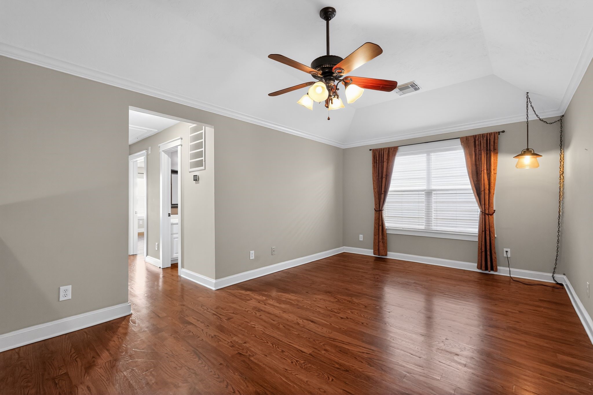 2636 Couch Street Houston, TX 77008 - Photo 18 of 36