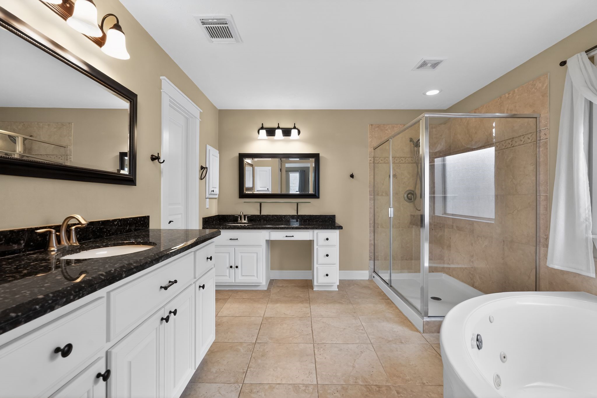 2636 Couch Street Houston, TX 77008 - Photo 20 of 36