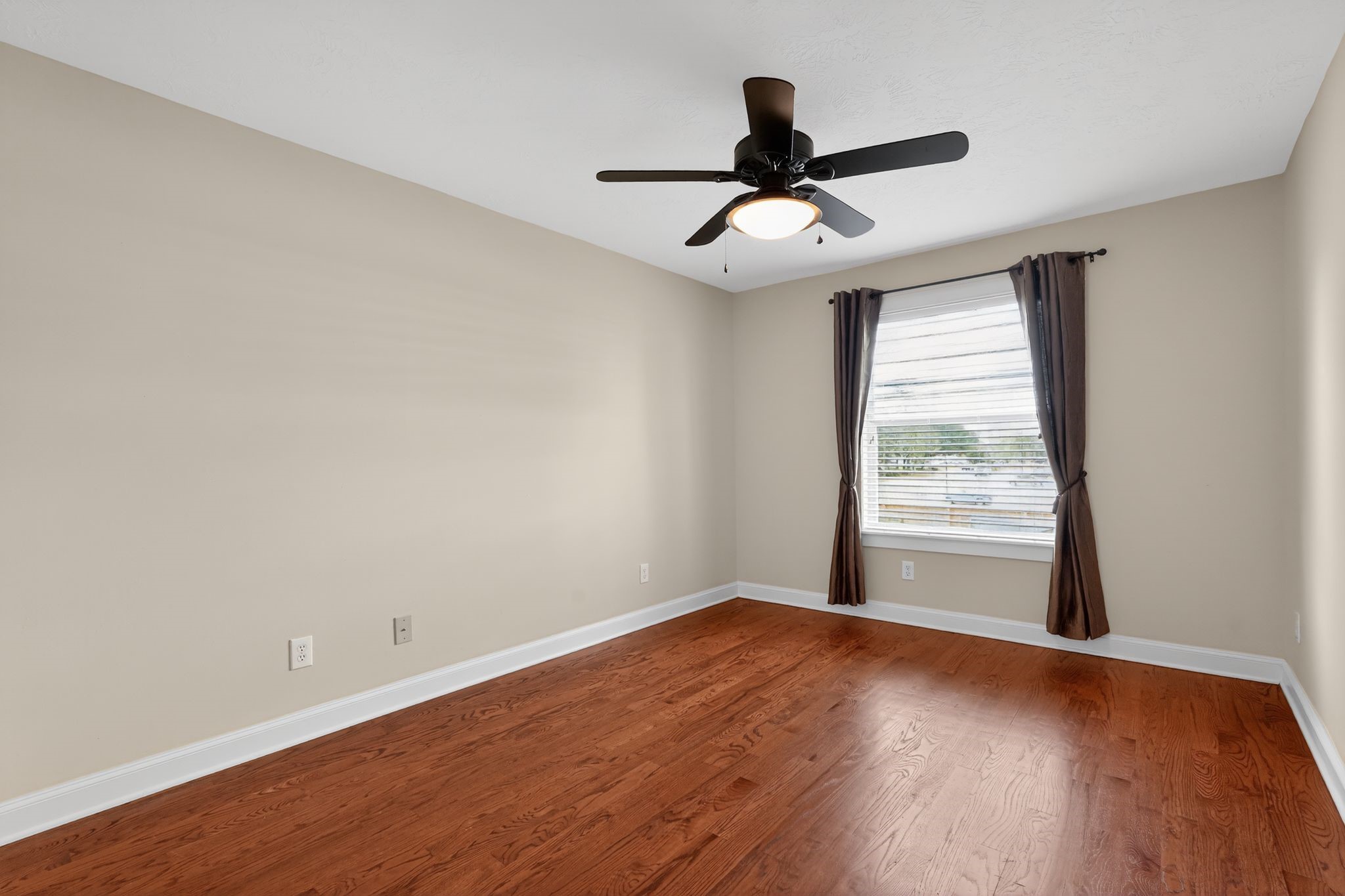 2636 Couch Street Houston, TX 77008 - Photo 24 of 36