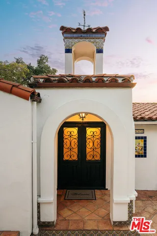 $2,899,000 | 1664 Las Flores Drive, Glendale, CA 91207