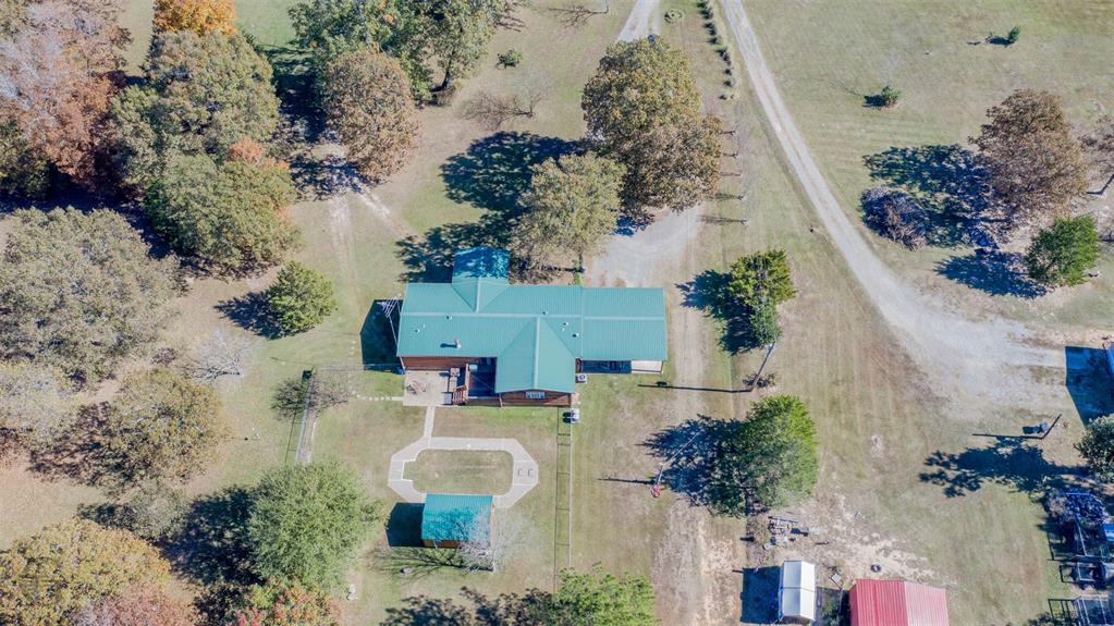 4896 Quiet Acres Road Shreveport, LA 71107 - Photo 36 of 39 an aerial view of a house with a yard
