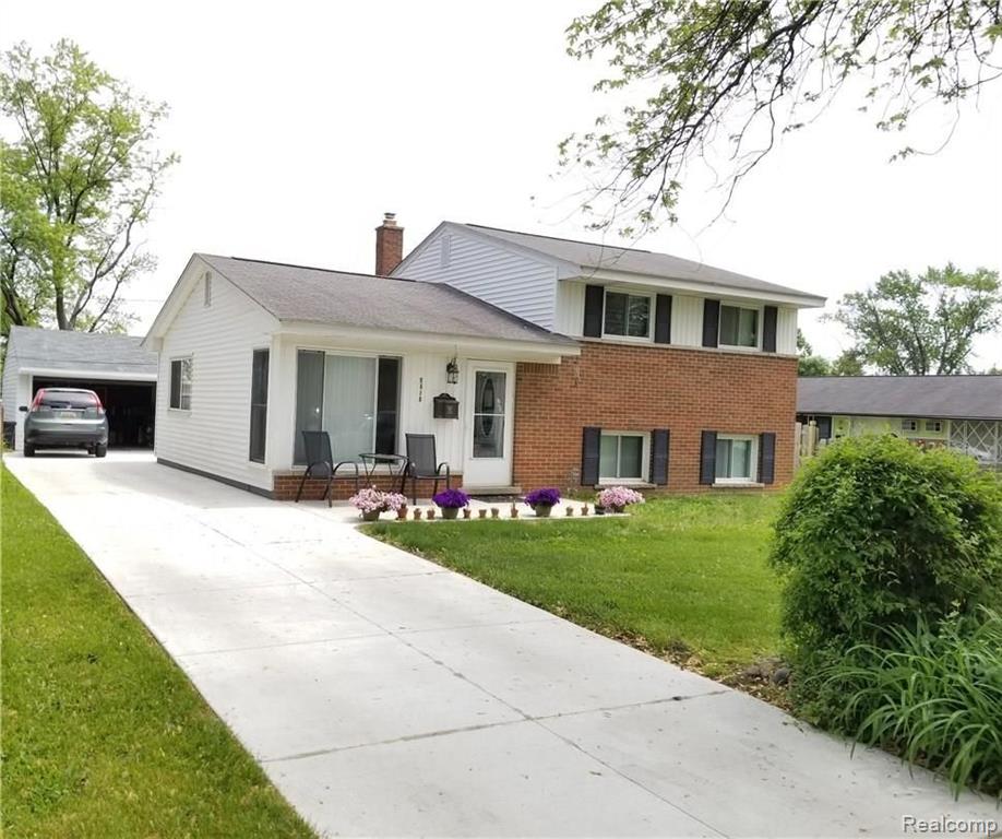 4014 Devon Road Royal Oak, MI 48073 - Photo 1 of 21
