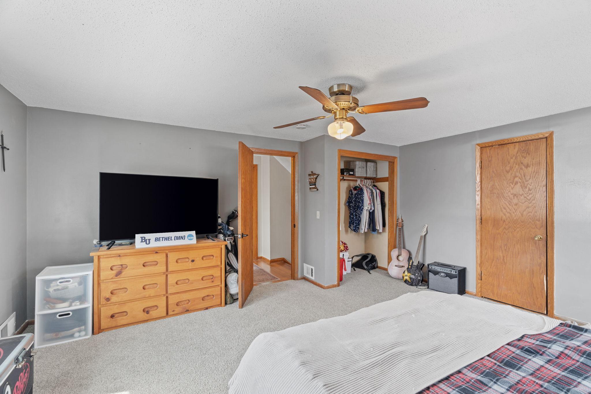 2476 Ridge Lane Mounds View, MN 55112 - Photo 21 of 40
