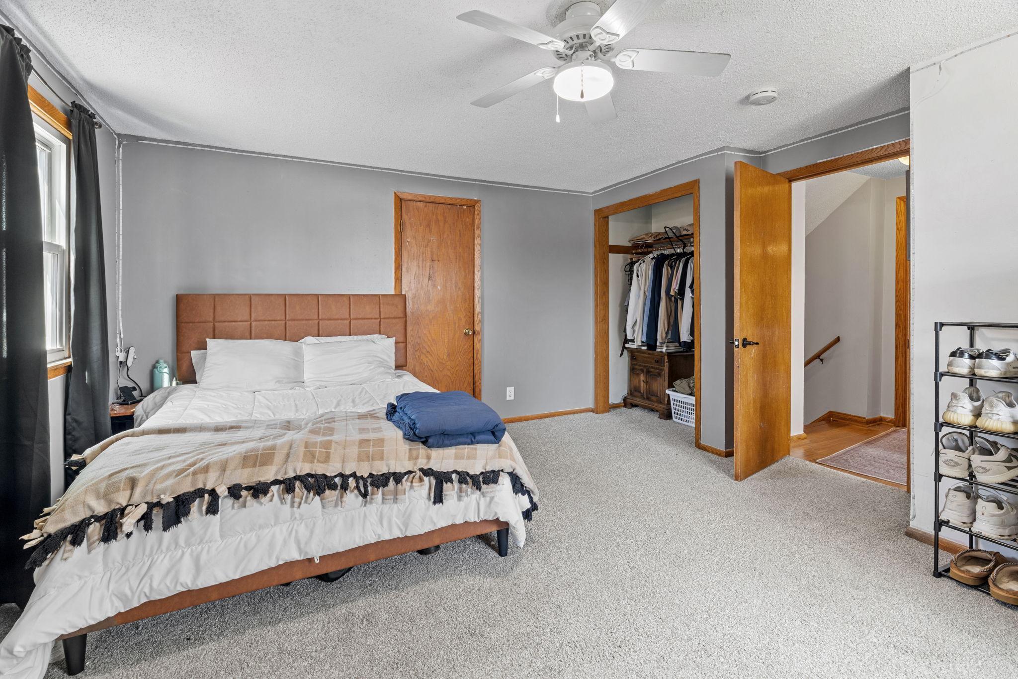 2476 Ridge Lane St. Paul, MN 55112 - Photo 27 of 41