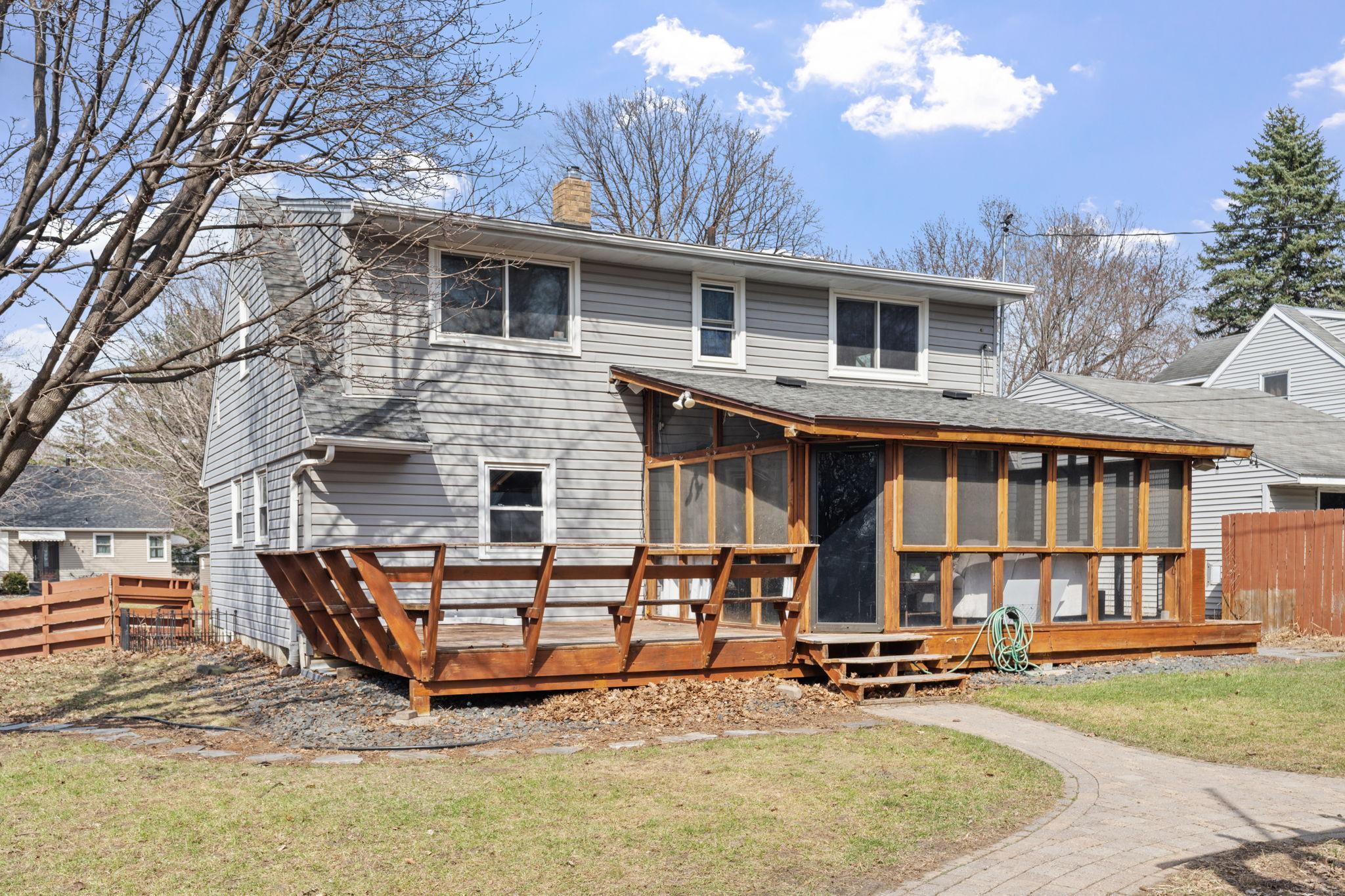 2476 Ridge Lane Mounds View, MN 55112 - Photo 37 of 40