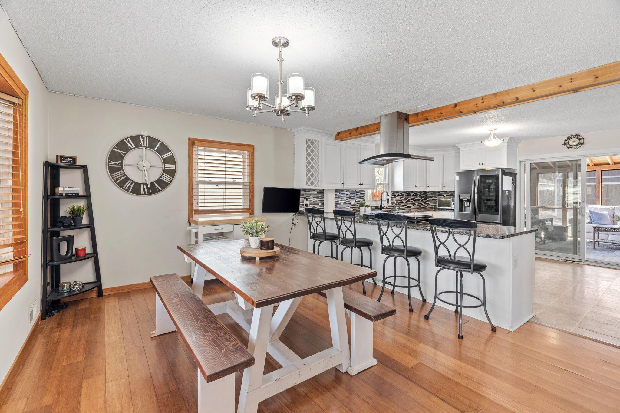 2476 Ridge Lane St. Paul, MN 55112 - Photo 4 of 41