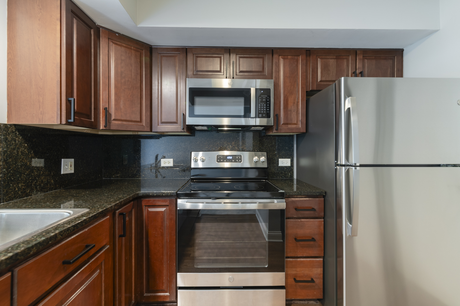 43 Foxcroft Road, Unit 43127 Naperville, IL 60565 - Photo 17 of 34