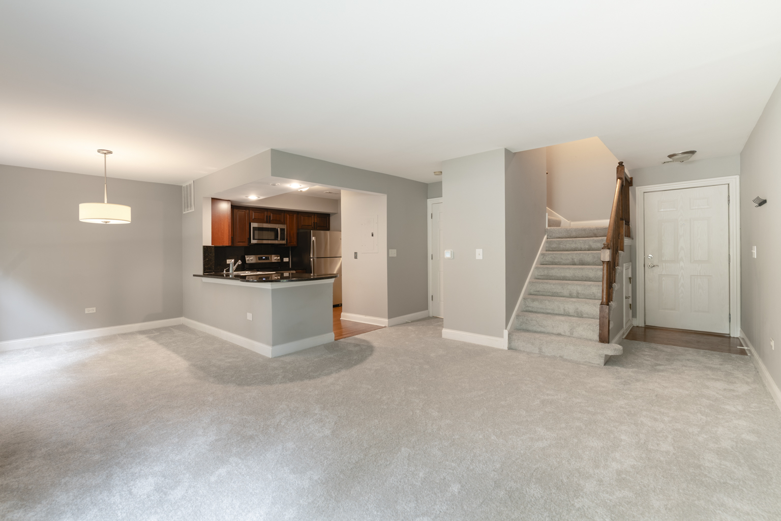 43 Foxcroft Road, Unit 43127 Naperville, IL 60565 - Photo 4 of 34