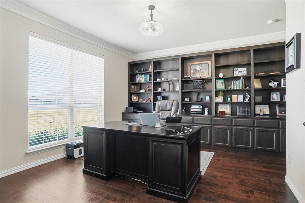 106 High Ridge Court Decatur, TX 76234 - Photo 10 of 19 a kitchen with stainless steel appliances granite countertop a stove and a refrigerator