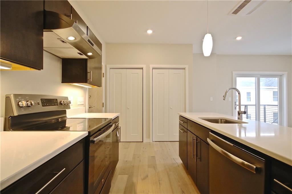 22 Tate Street, Unit 2B Portland, ME 04102 - Photo 6 of 34 Photo