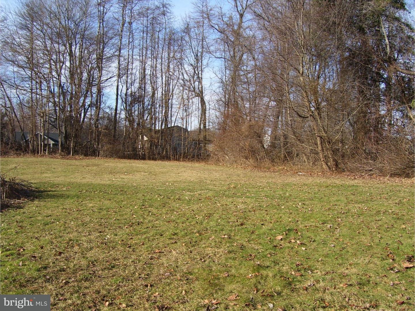 1031 Cherry Tree Road Aston, PA 19014 - Photo 9 of 25