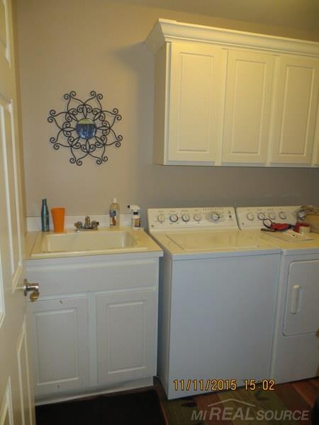 26043 Mariners Point New Baltimore, MI 48051 - Photo 6 of 9
