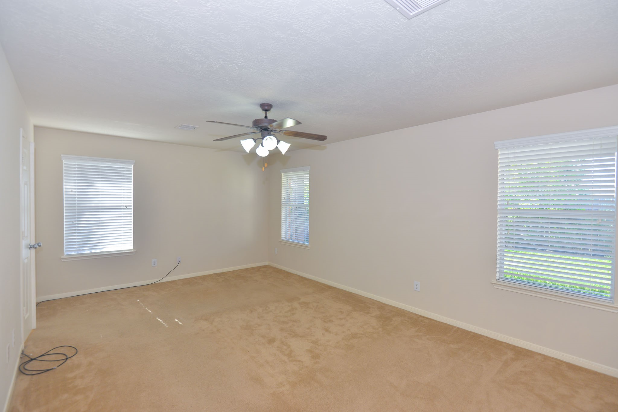 13607 Manor Crest Lane Rosharon, TX 77583 - Photo 13 of 26