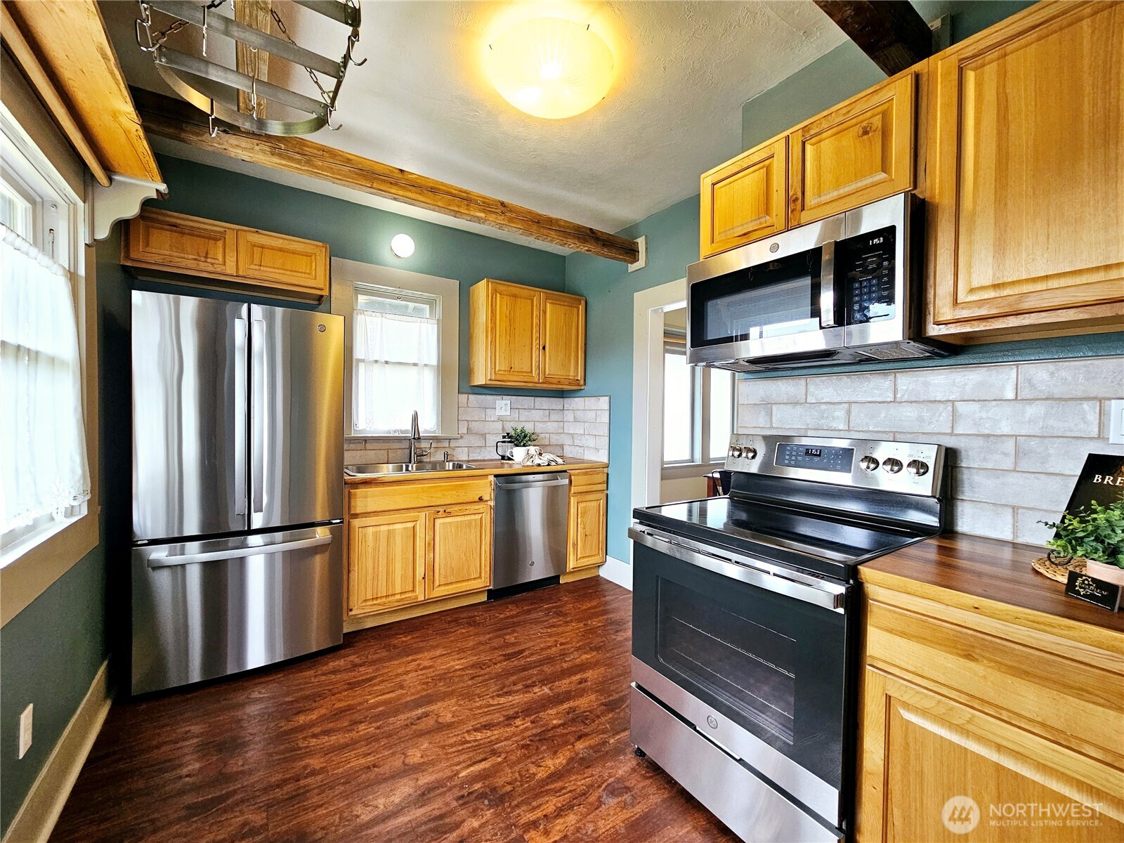 713 Simpson Avenue Aberdeen, WA 98520 - Photo 15 of 27 Gallery Image 15