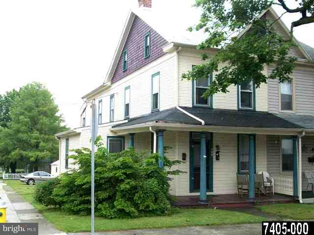 400 Locust Street Hanover, PA 17331 - Photo 1 of 1 Gallery Image 1
