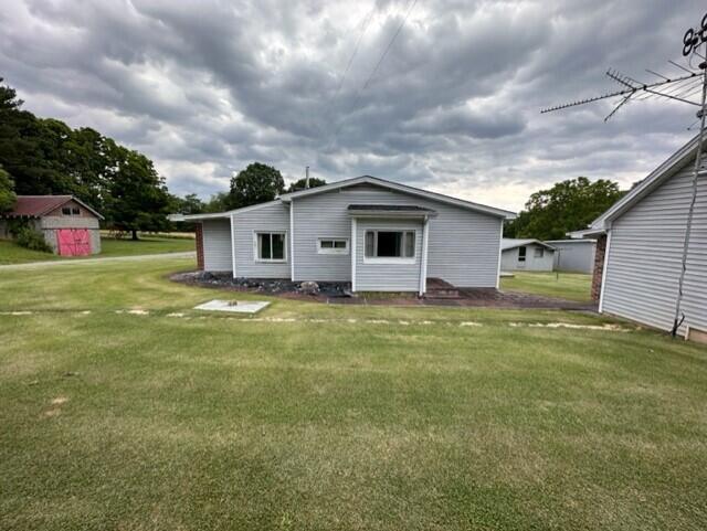 391 Sunset View Road Peterstown, WV 24963 - Photo 36 of 40 Gallery Image 36