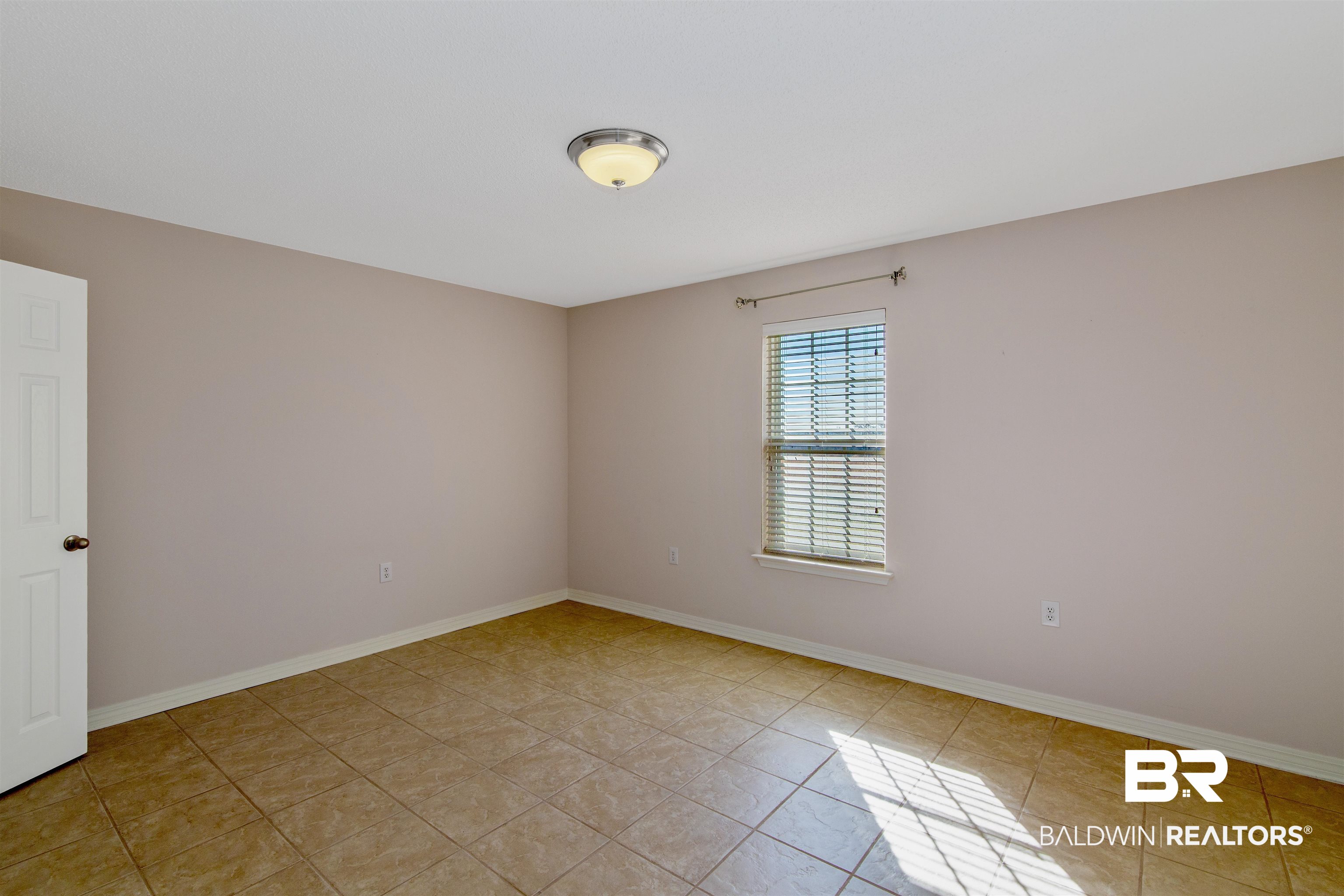 24752 Linholm Road Robertsdale, AL 36567 - Photo 13 of 36