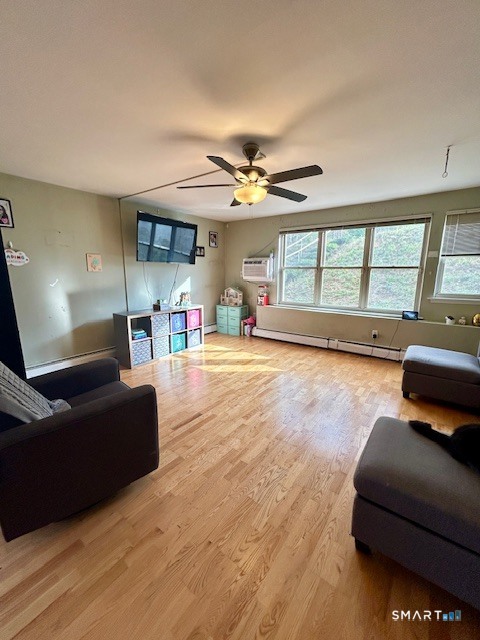 20 Henry Street, Unit 20 Norwich, CT 06360 - Photo 2 of 9