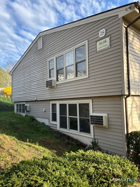 20 Henry Street, Unit 20 Norwich, CT 06360 - Photo 9 of 9