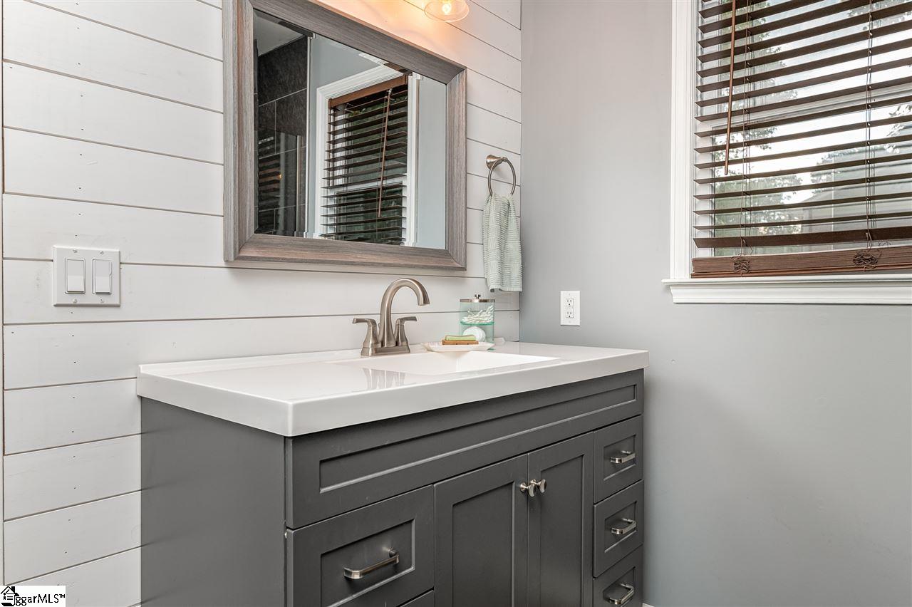 1936 Sitton Hill Road Easley, SC 29642 - Photo 18 of 29 Gallery Image 18