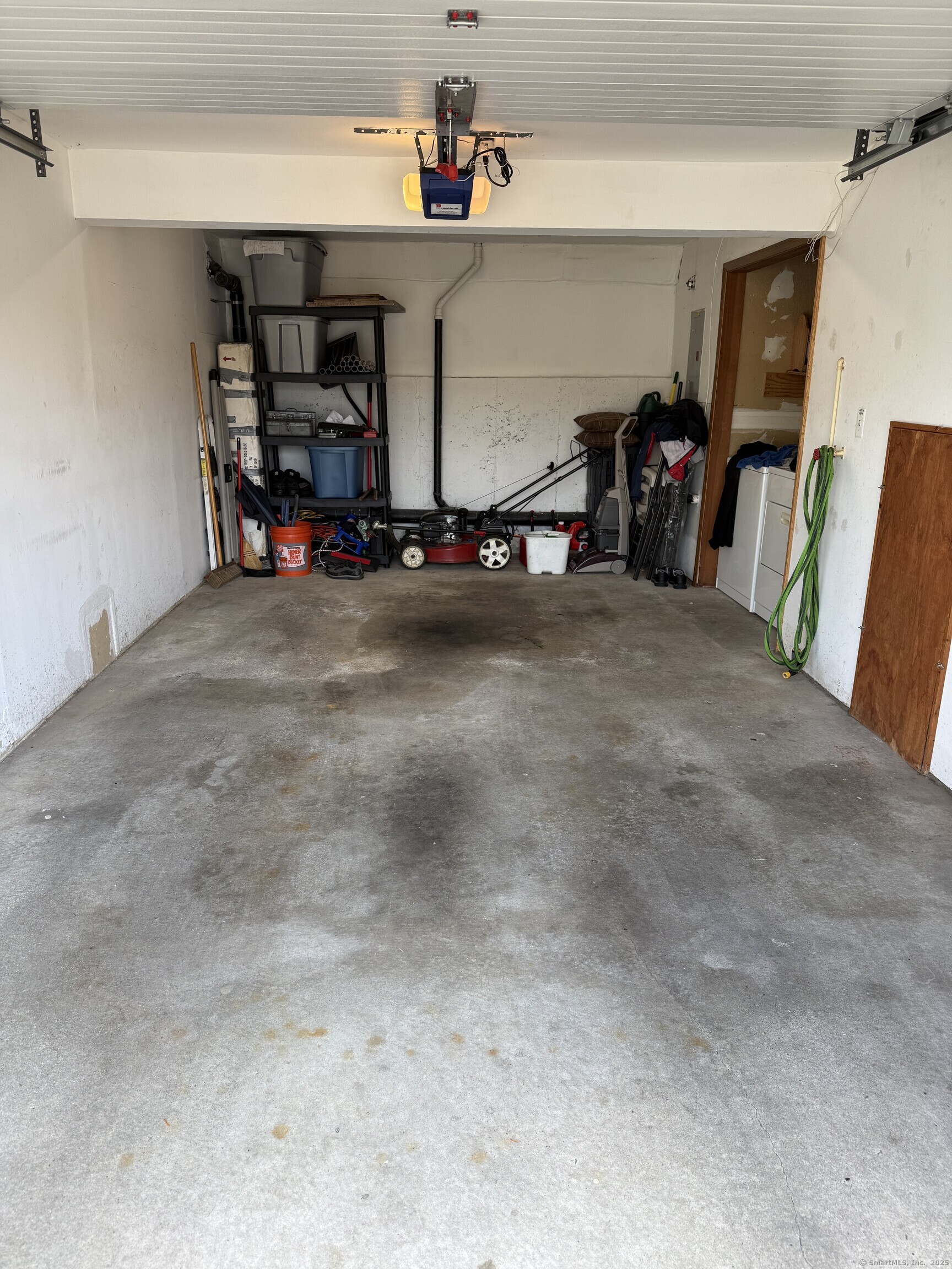 531 Meriden Road, Unit 2 Waterbury, CT 06705 - Photo 13 of 13