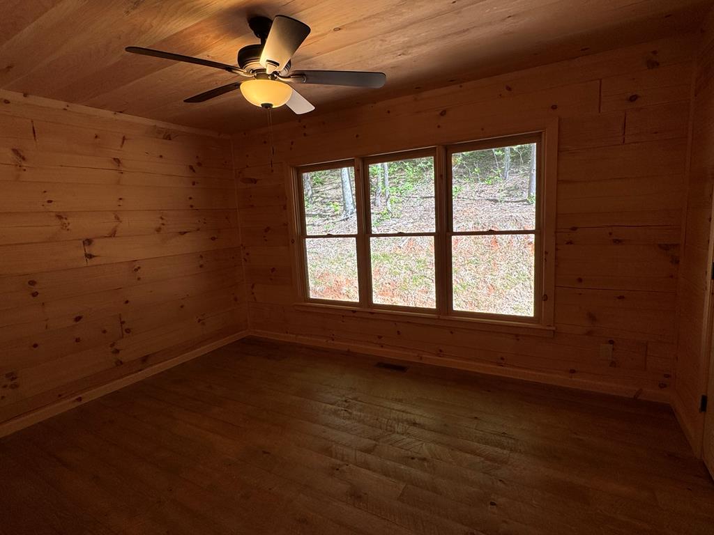 639 North Moreland Drive Blue Ridge, GA 30513 - Photo 43 of 53 an empty room with a window