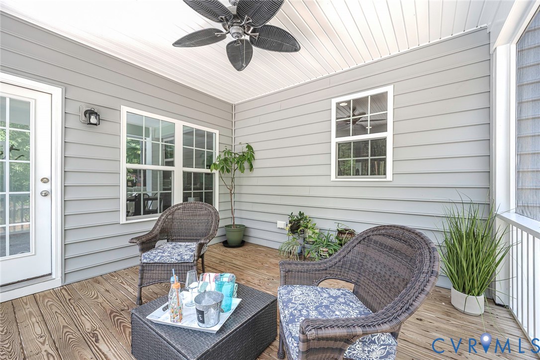 9101 Beaver Bridge Road Moseley, VA 23120 - Photo 7 of 61 Large Sunroom
