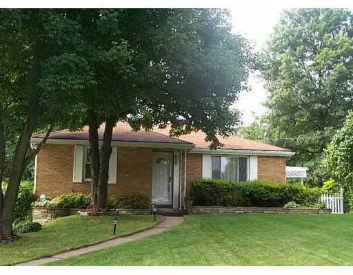 720 Perrymont Road Pittsburgh, PA 15237 - Photo 1 of 8 Exterior Front.