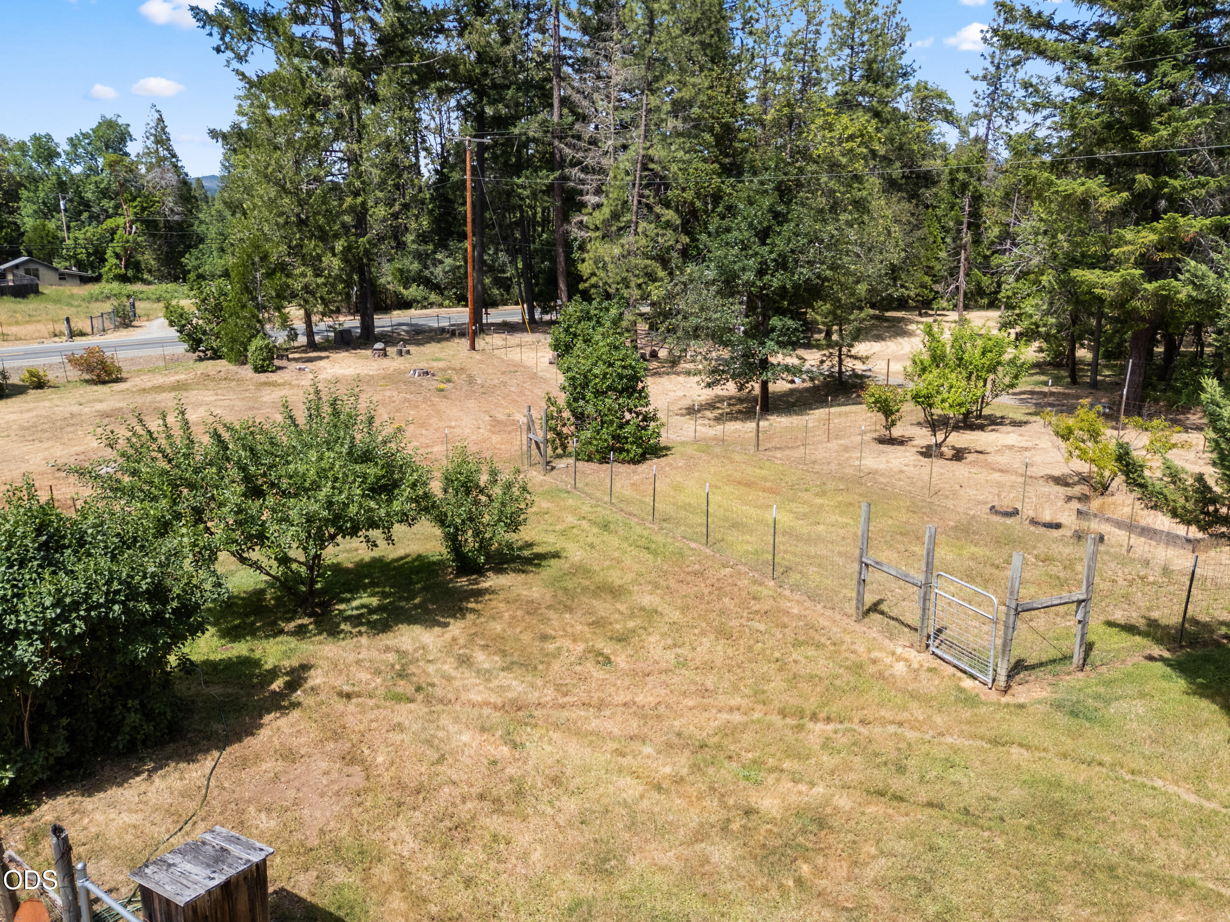 4551 Holland Loop Road Cave Junction, OR 97523 - Photo 31 of 41