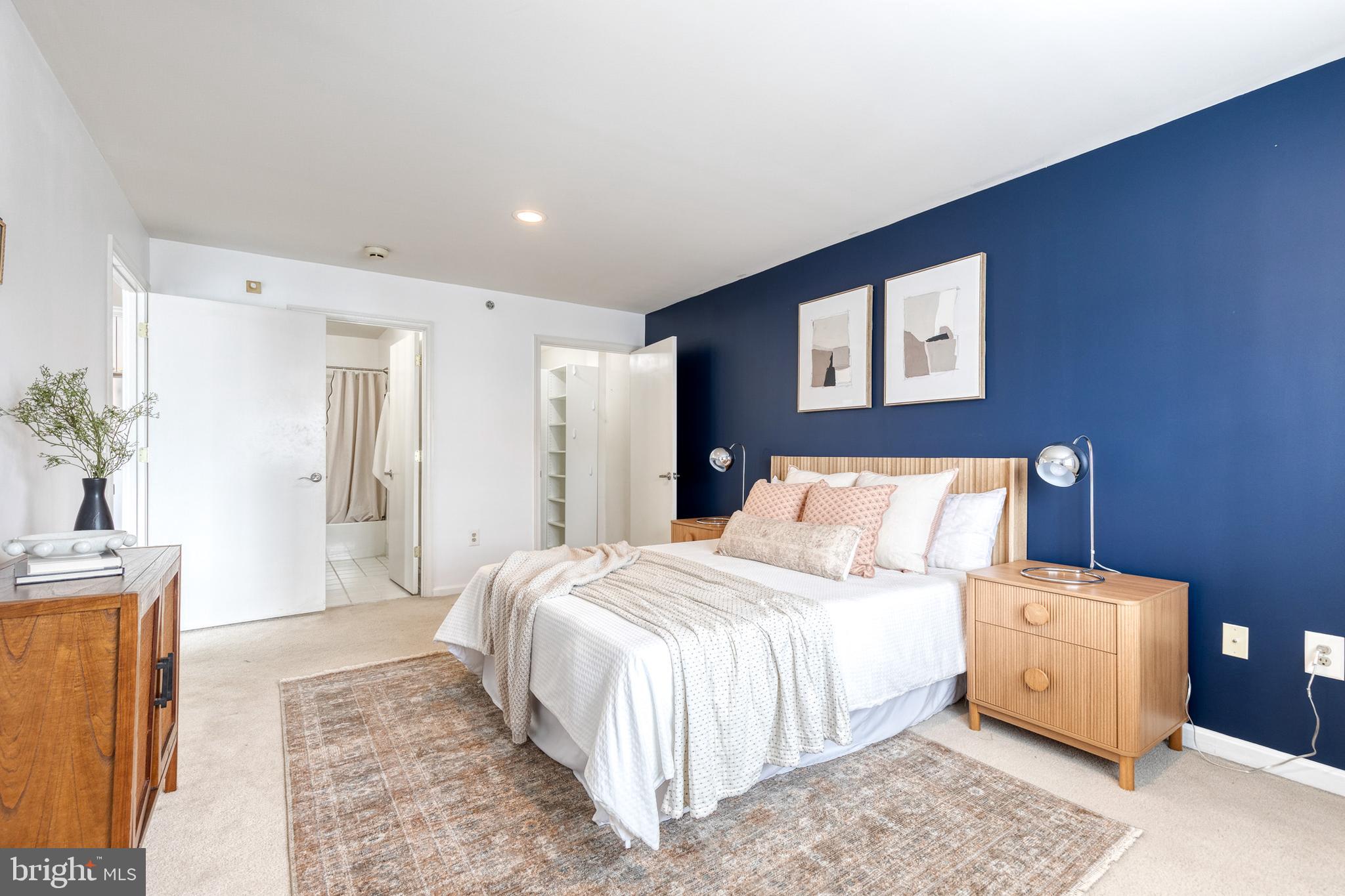 2702 Lighthouse Point East, Unit 719 Baltimore, MD 21224 - Photo 23 of 34