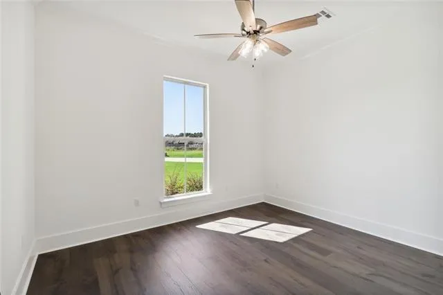 $3,900 | 7158 Bedicove Drive, Madisonville, LA 70447