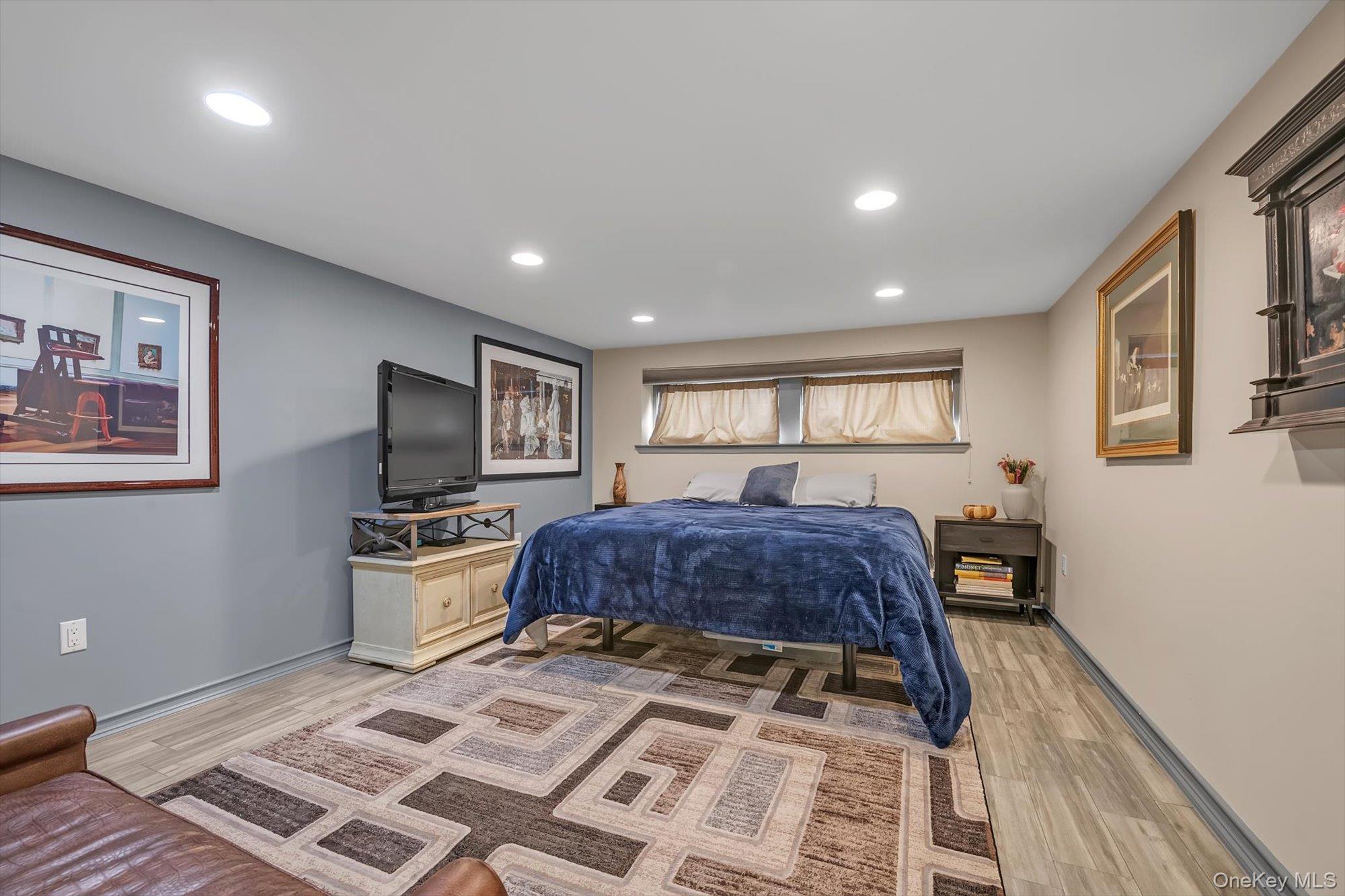 849 Flanders Drive Valley Stream, NY 11581 - Photo 16 of 23