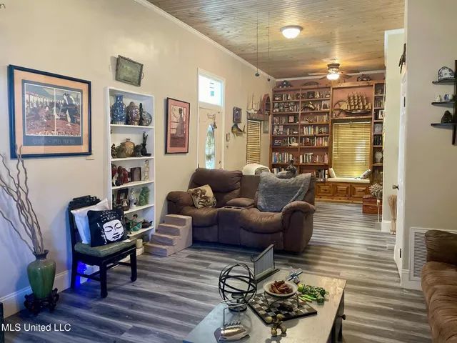 $599,500 | 1204 Porter Avenue, Ocean Springs, MS 39564