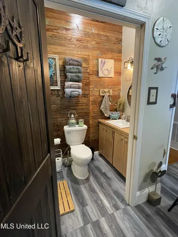 $599,500 | 1204 Porter Avenue, Ocean Springs, MS 39564